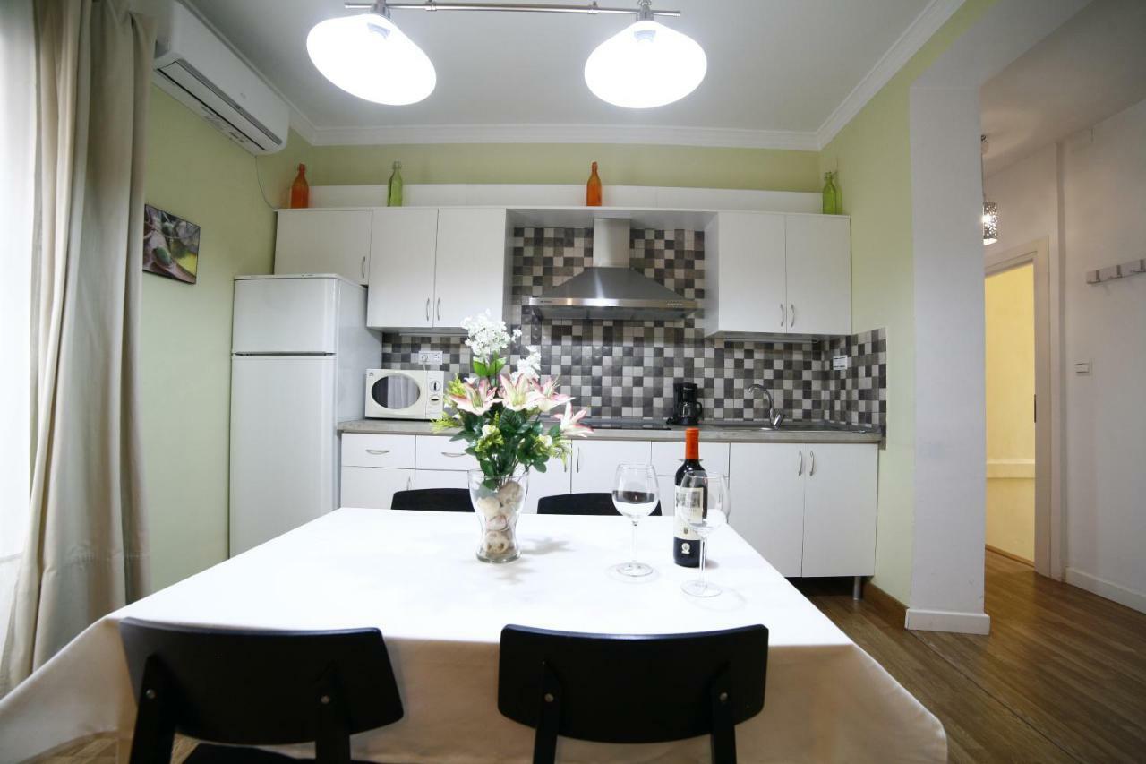Victoria De Alba House Appartement Málaga Buitenkant foto